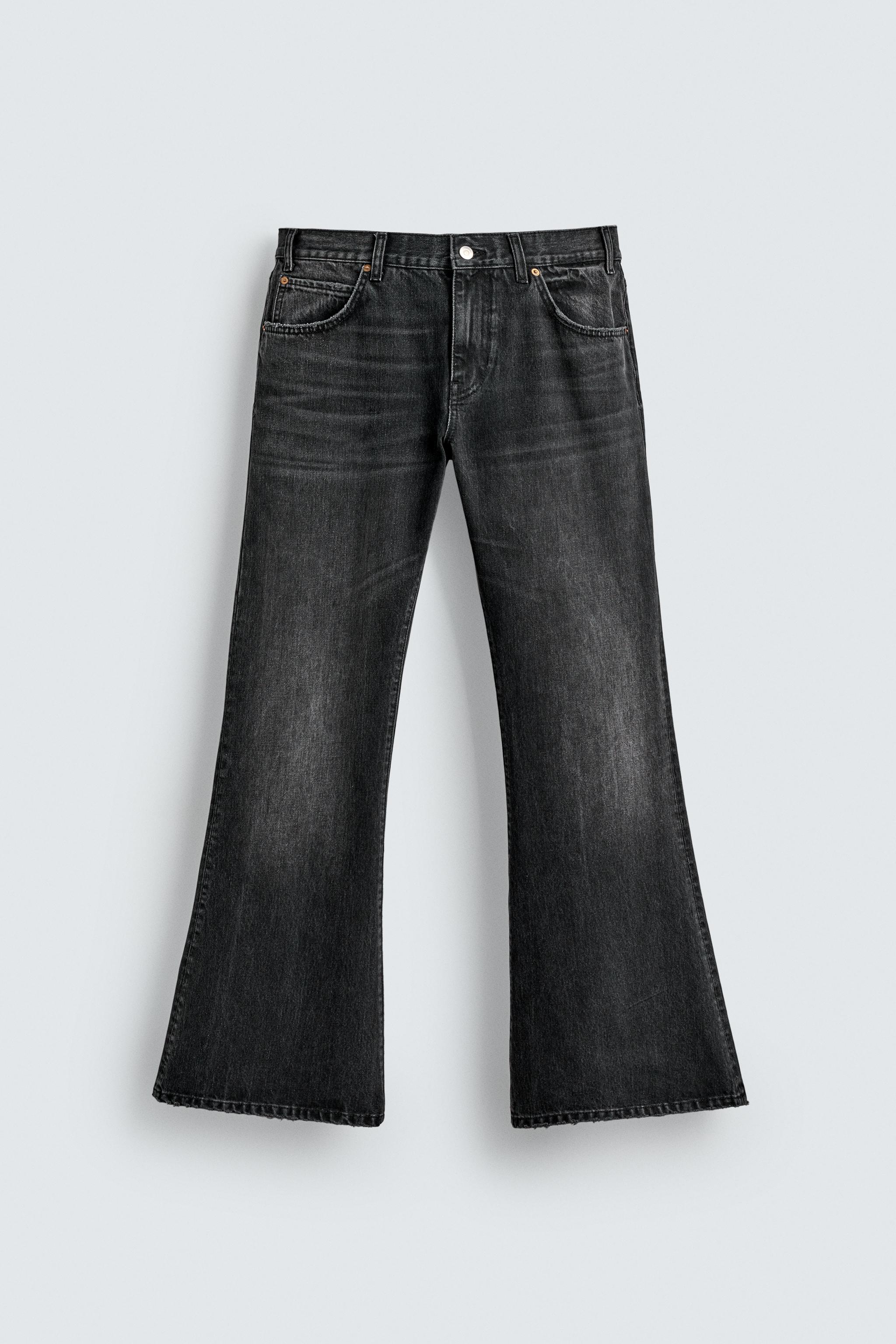 FLARE FIT JEANS